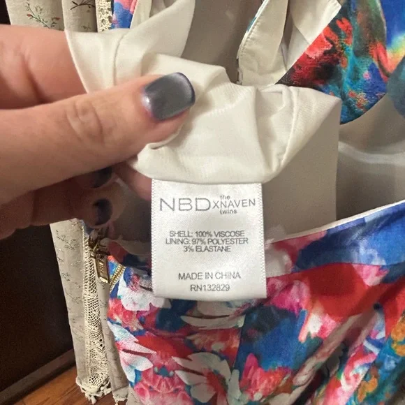 Revolve NBD x The Naven Twins Floral Cutout Romper Size Small EUC‎ - Picture 9 of 10